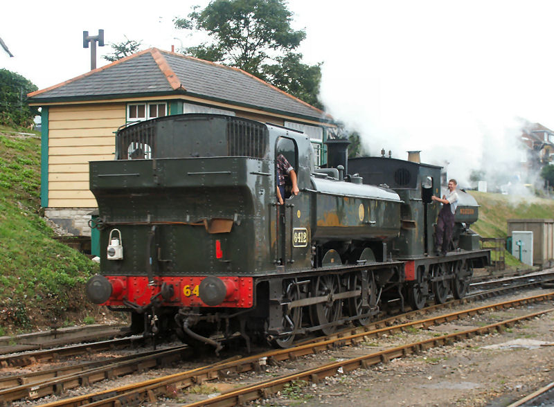 6412 and 813 at Swanage